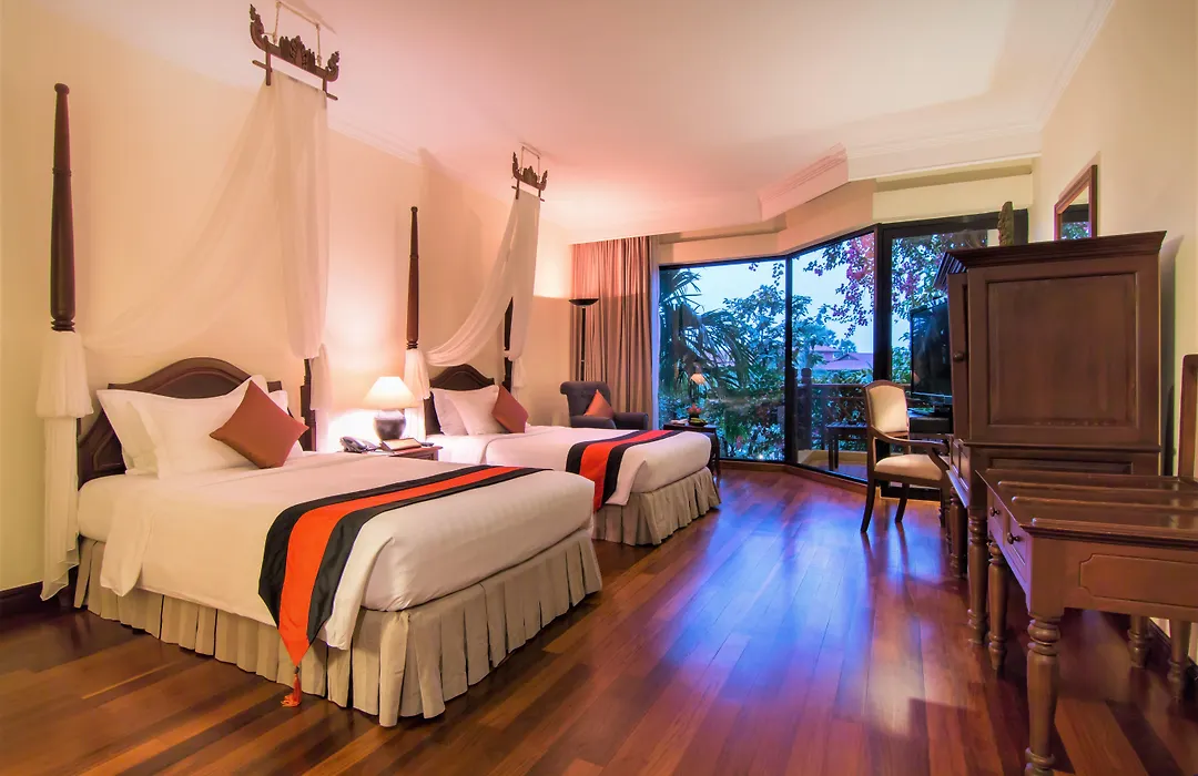 Angkor Palace Resort & Spa-1