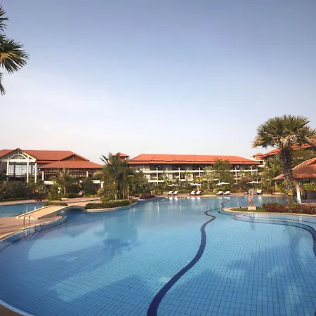 Angkor Palace Resort & Spa-3